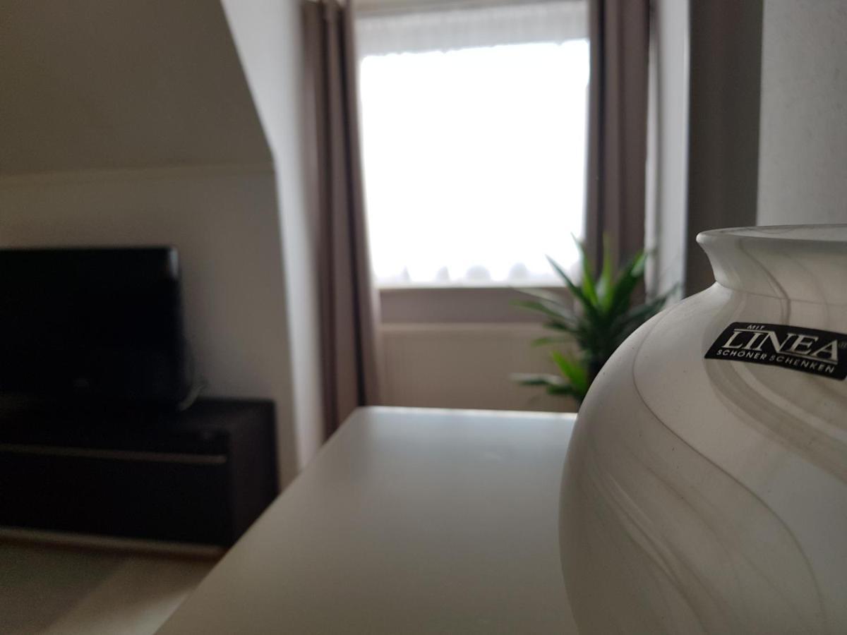 Apartment Am Suedpark Erfurt - Inkl Garten Mit Sitzlounge - Zentrumsnah エクステリア 写真