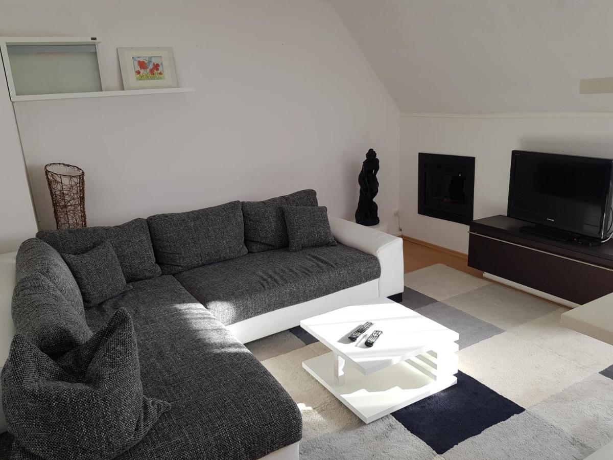 Apartment Am Suedpark Erfurt - Inkl Garten Mit Sitzlounge - Zentrumsnah エクステリア 写真