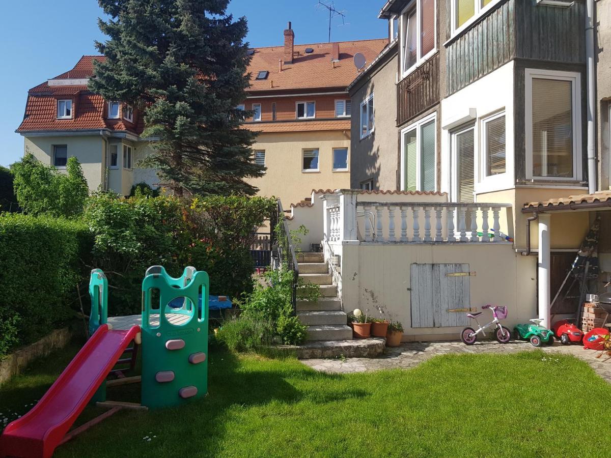 Apartment Am Suedpark Erfurt - Inkl Garten Mit Sitzlounge - Zentrumsnah エクステリア 写真