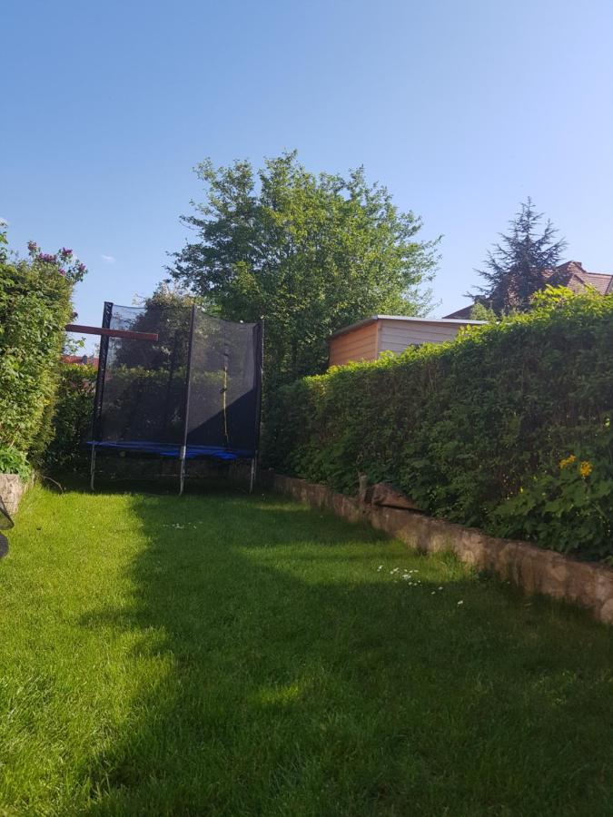 Apartment Am Suedpark Erfurt - Inkl Garten Mit Sitzlounge - Zentrumsnah エクステリア 写真